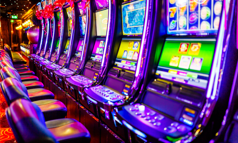 Playing Slots Online Safely